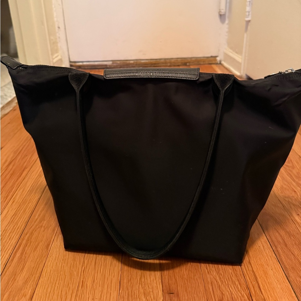 Longchamp Le Pliage Tote - Picture 2 of 4